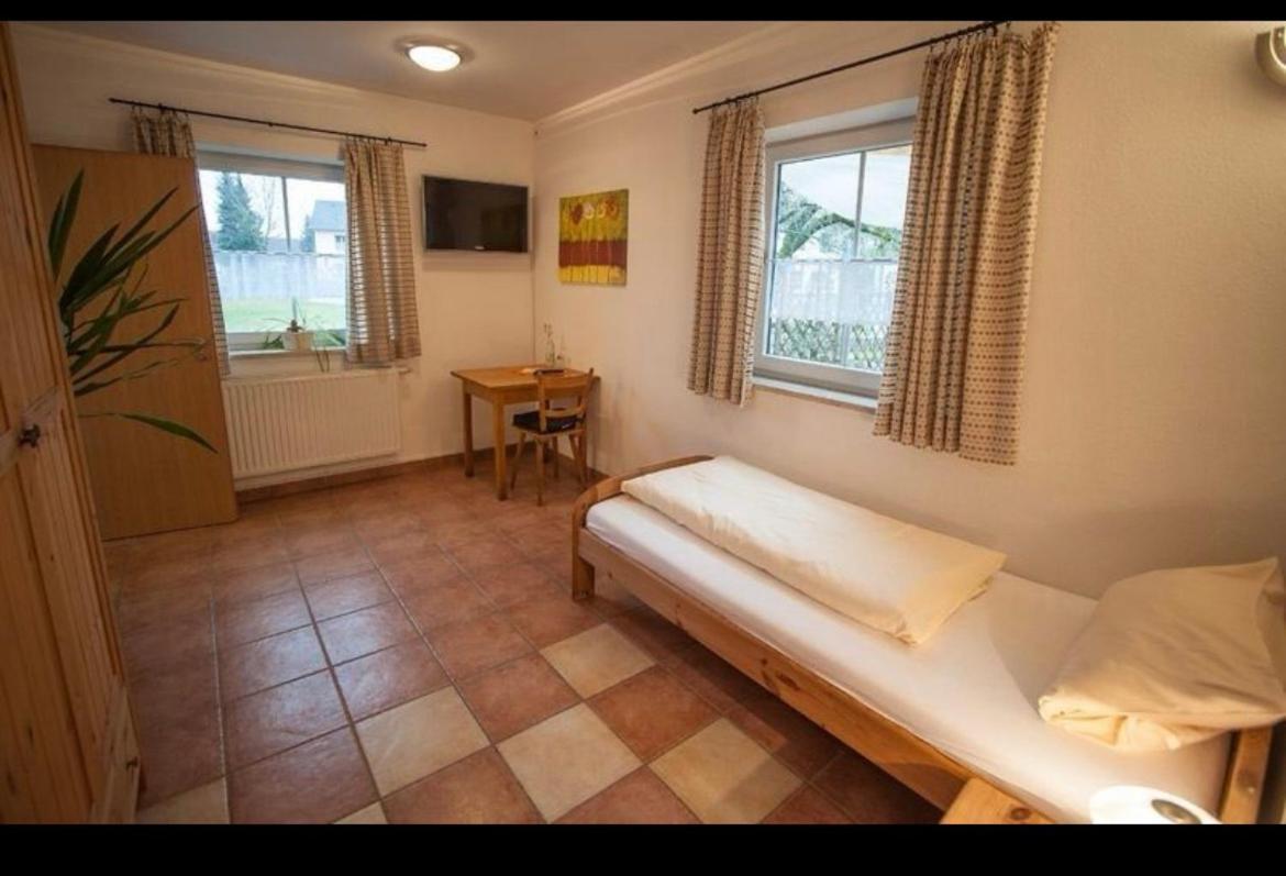 Hotel Geesthachter Hof Esterno foto